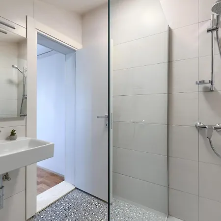 Nimi וילה פולה